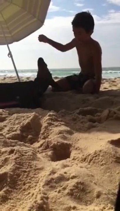 IZIA toujours à la plage !