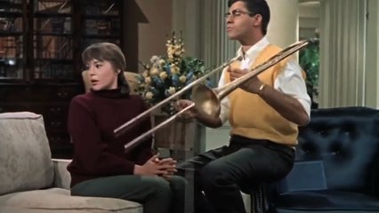 Bande-annonce : Le Tombeur De Ces Dames - VO