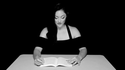 Kitap Okurken Orgazm Olmak | Alicia