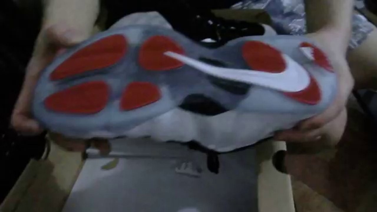 nike air foamposite one Color_white from http___www.kickssport.com