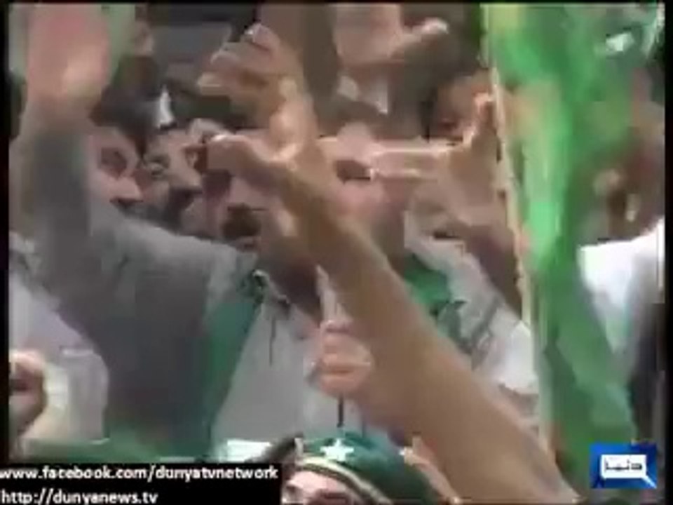 Javaid Hashmi to Imran Khan for the first time .. See Imran Khan's Reply