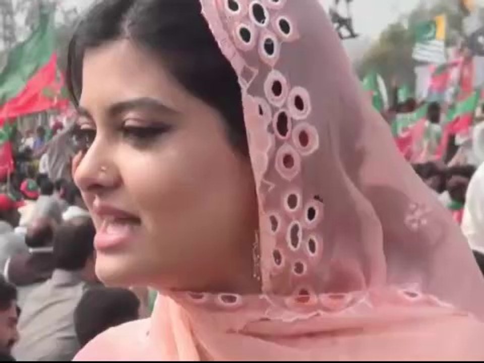 Beautiful Girl At PTI Dharna | Imran Will Be Next PM | ?????????????????