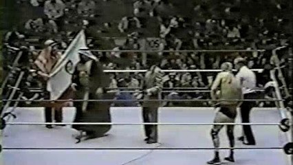 IRON SHEIK vs BOB BACKLUND 11/24/83 PHILADELPHIA SPECTRUM