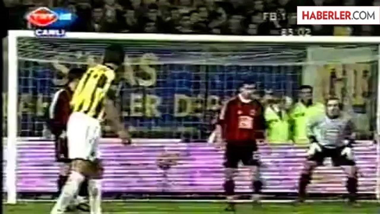 Fenerbahçe'de Pierre Van Hooijdonk Sesleri