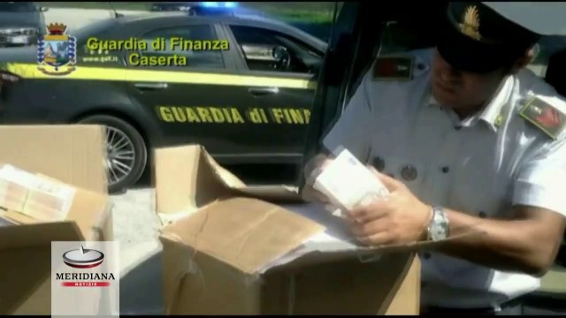 Gdf arresta falsario a Marcianise, trovato con 17mln di euro in banconote da 50 contraffatte