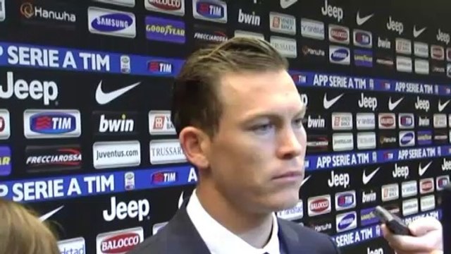 Juventus, Lichtsteiner: 'Sarà una bella lotta con la Roma'