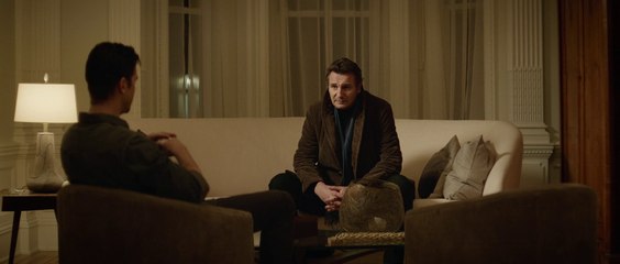 BALADE ENTRE LES TOMBES Extrait Détective sans licence VF