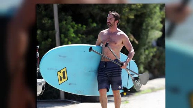 Gerard Butler Shows Off His Buff Body on the Beach