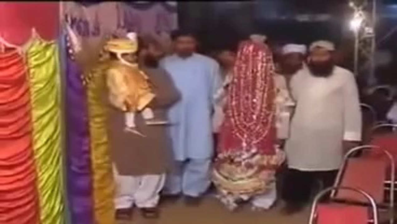Funny Accident in Pakistani Wedding_.mp4 Video  - mrekl48 - MyVideo