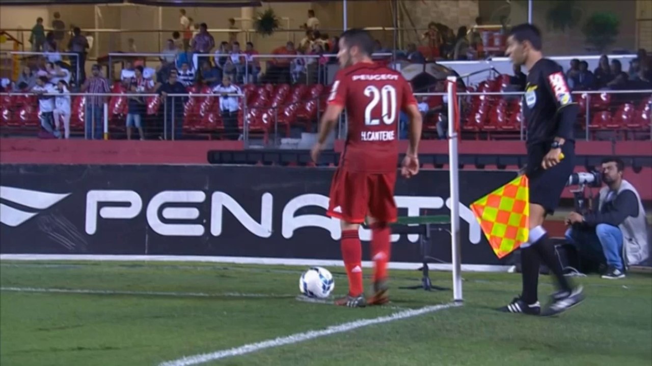 Brasileiro: Keeper trifft, patzt und verschießt