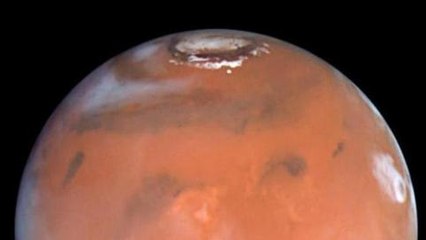 India triumphs with first mission to Mars