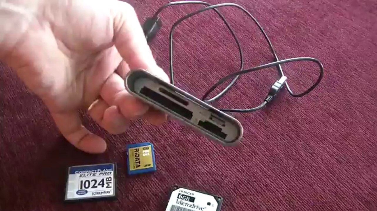 Kingston 19-in-1 USB 2.0 Flash Memory Card Reader FCR-HS219