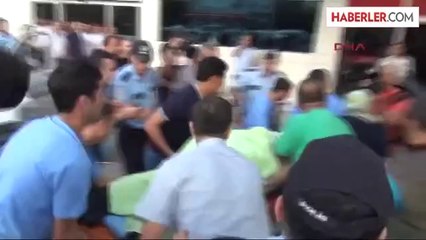 Dha Yurt: Şizofreni Hastası 2 Polisi Bıçakladı