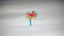 Bracelet élastique FACILE avec Isabelle (Fleur) Rainbow loom :)
