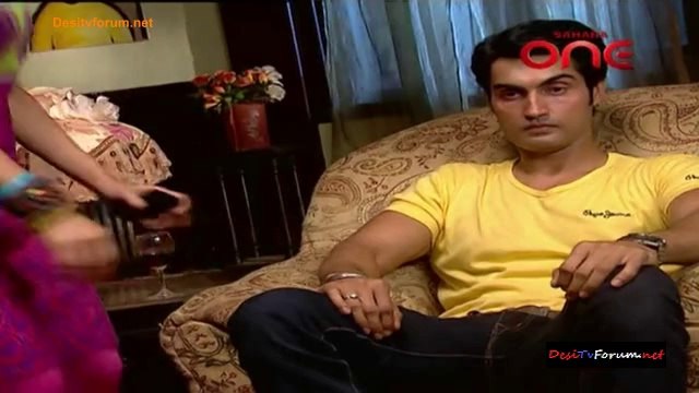 Haunted Nights - Kaun Hai Woh 25th September 2014 Video Watch Online pt1