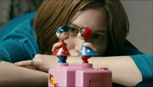 Elle ne pleure pas, elle chante - Bande-annonce