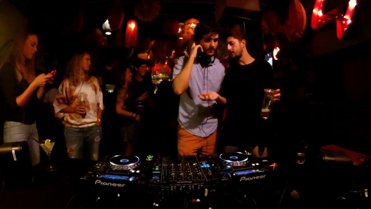 PLAYLESS 50Min DJ Set at 1F:6D x Generator 001