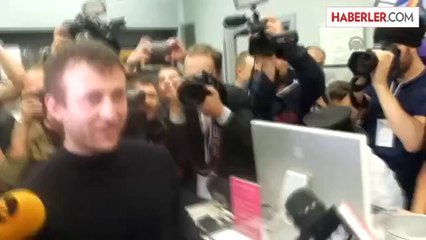 İphone 6 ve İphone 6 Plus Rusya'da Satışa Sunuldu