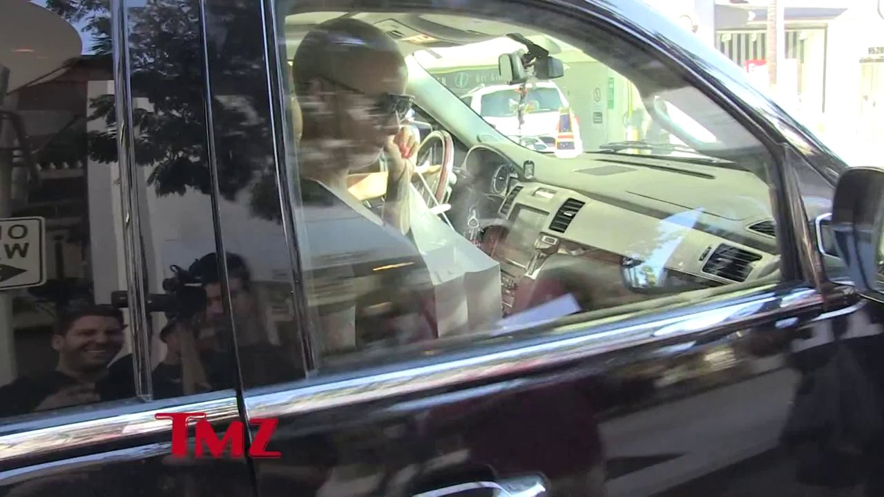 Amber Rose & Wiz Khalifa - OVER!.