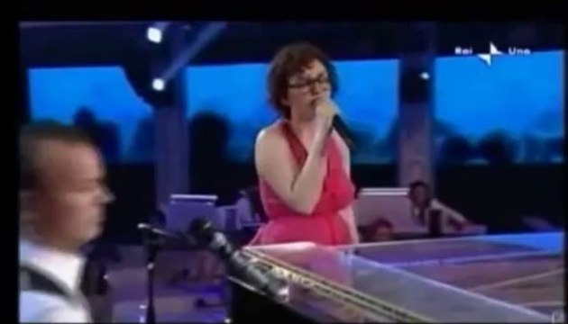 Tu si na cosa grande - Questo sono io 2010 - Gigi D'Alessio feat Arisa