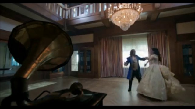 Once Upon a Time - 4.01 - Sneak Peek #3 - Extrait avec Belle & Rumple