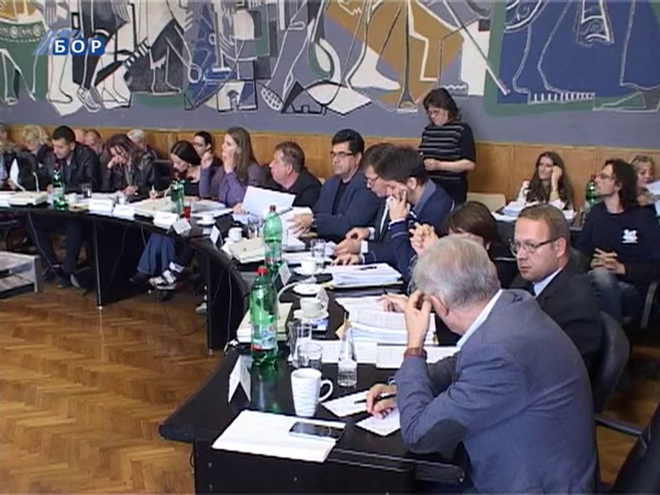 Sedma sednica SO Bor: Nema poskupljenja komunalija, usvojen rebalans, 26. septembar 2014. (RTV Bor)