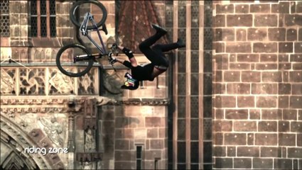 Un Tsunami Flee, première mondiale VTT - 27/09