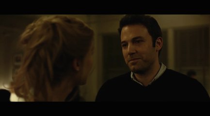 Ben Affleck, Rosamund Pike Meet in GONE GIRL Clip ('Who Are You?')