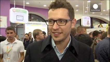 Piacra dobta új IPhone-jait az Apple Oroszországban is