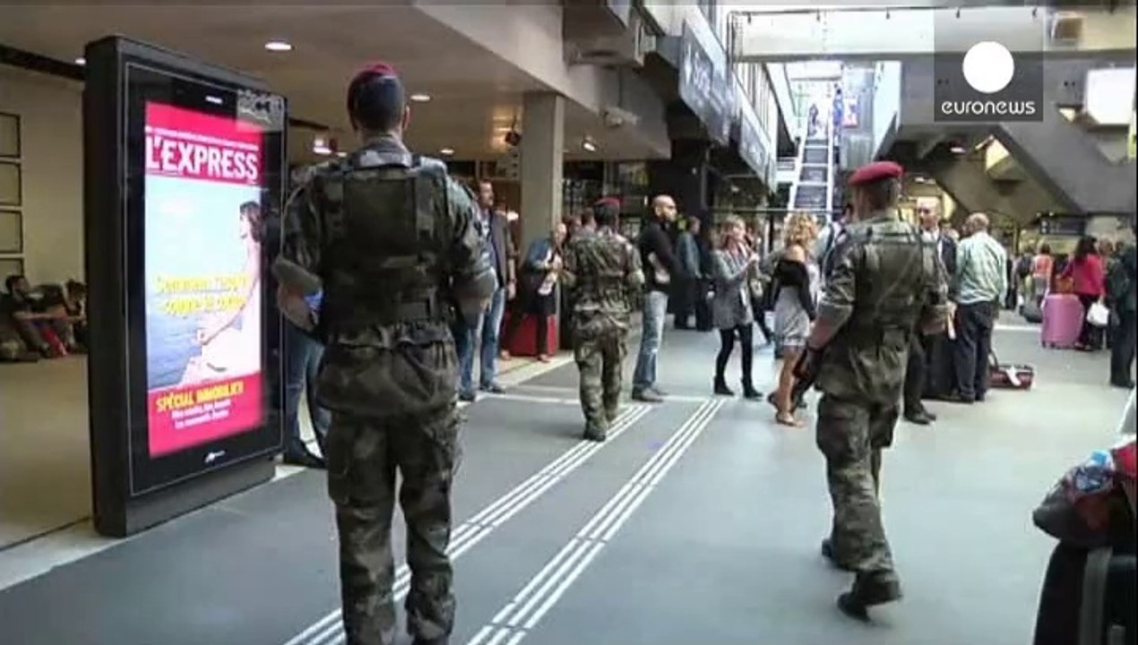 Muslims rally in Paris against ISIL militants