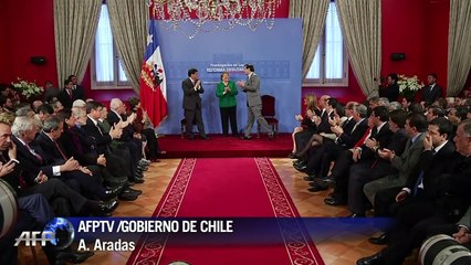 Promulgan reforma tributaria en Chile