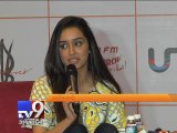 Shahid and Shraddha Kapoor promote ''Haider'' in Ahmedabad - tv9 Gujarati