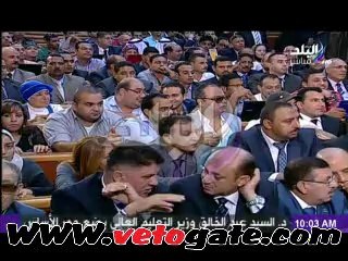 "تامر عبدالمنعم" ينتظر حكم "القرن" وسط "آسفين ياريس"