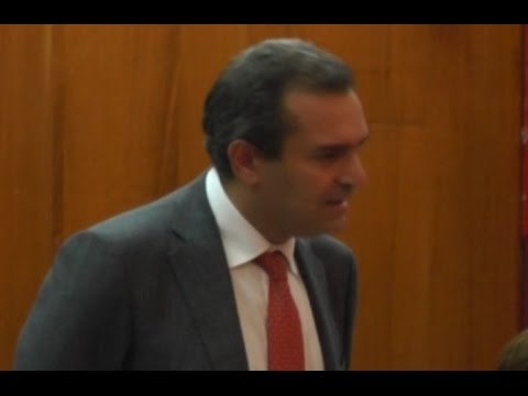 Napoli - De Magistris dopo condanna: Non mi dimetto -1- (26.09.14)