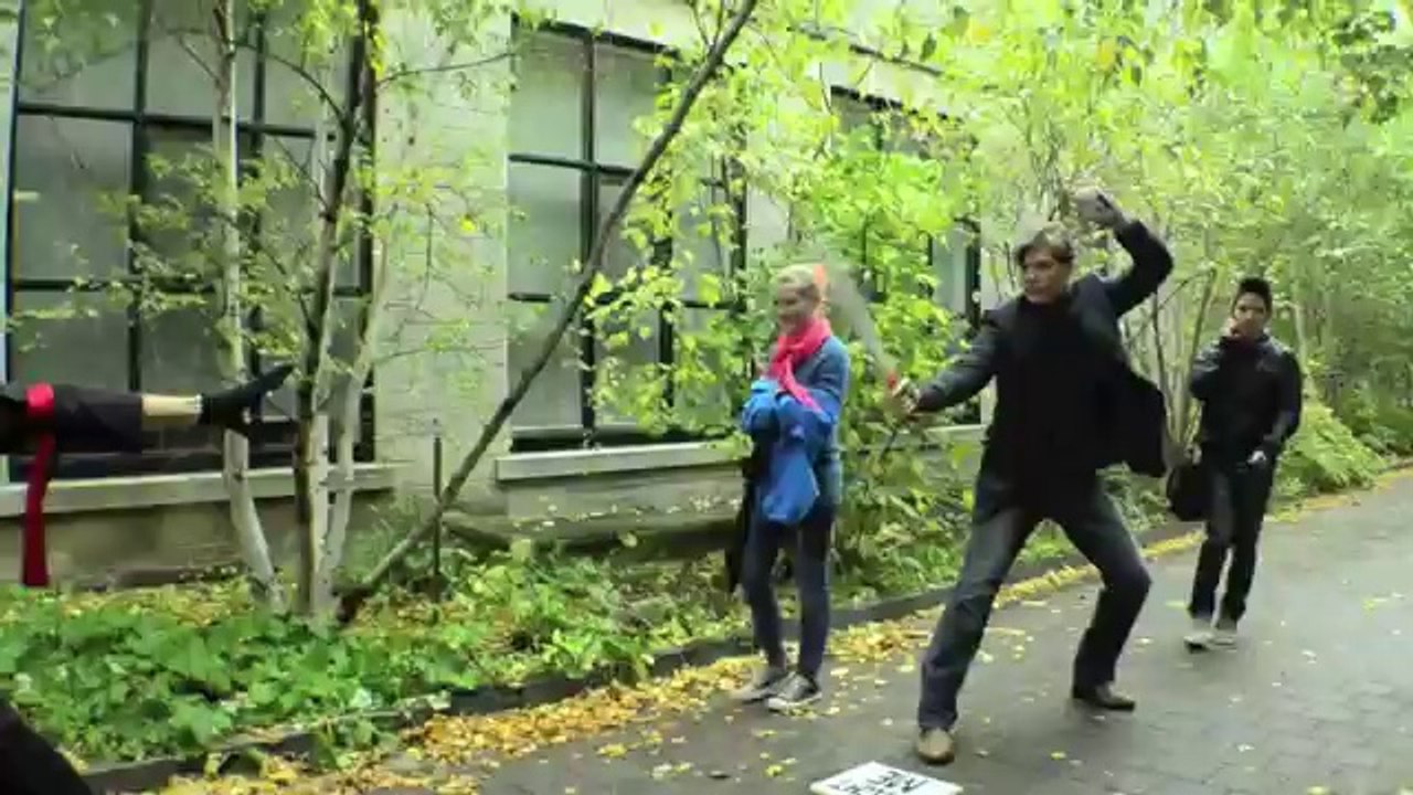 This prank is hilarious. Gotta try this in my city!