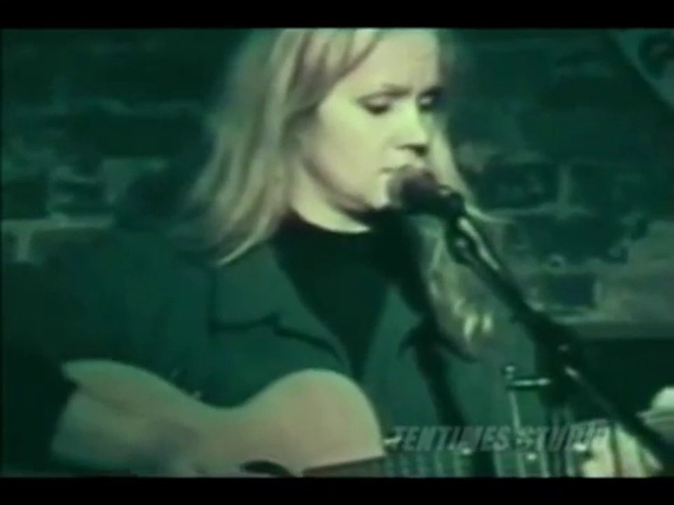 EVA CASSIDY – Autumn Leaves (HD)