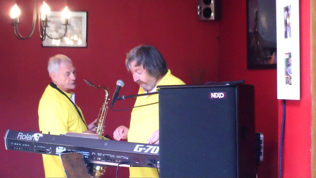 2013-08-06 00.48.28 - Soiree Privee a Halanzy