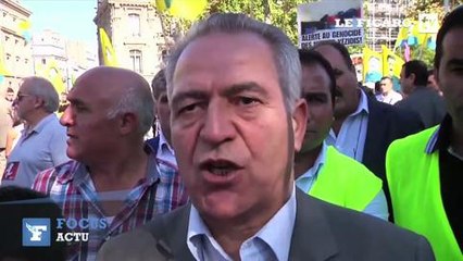 À Paris, les pro-Kurdes demandent plus d'armes pour contrer l'EI