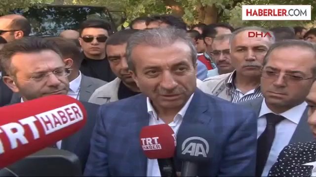 Diyarbakır'da Ezidileri Ziyaret Eden Bakan Eker, Kürtçe Konuşarak Sorunlarını Dinledi