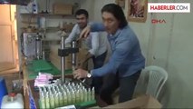 Parfüm İmalathanesine Polis Baskını