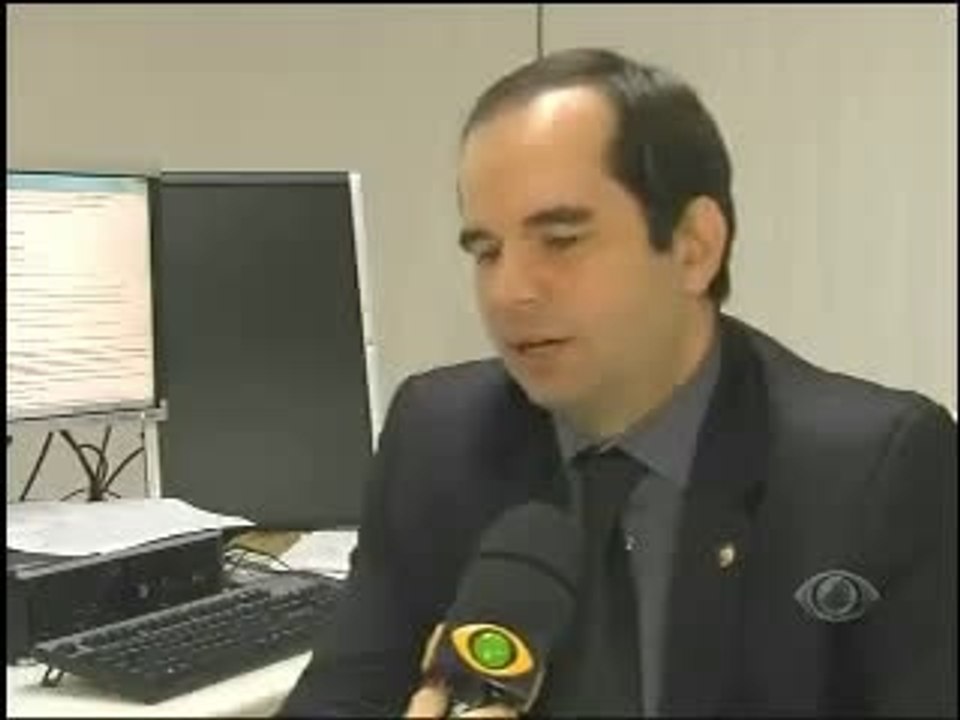 Reportagem da Band sobre o anúncio de emprego em Salvador, solicitando exclusivamente candidatos de “pele branca” para seleção.