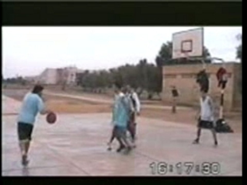 and2 V4