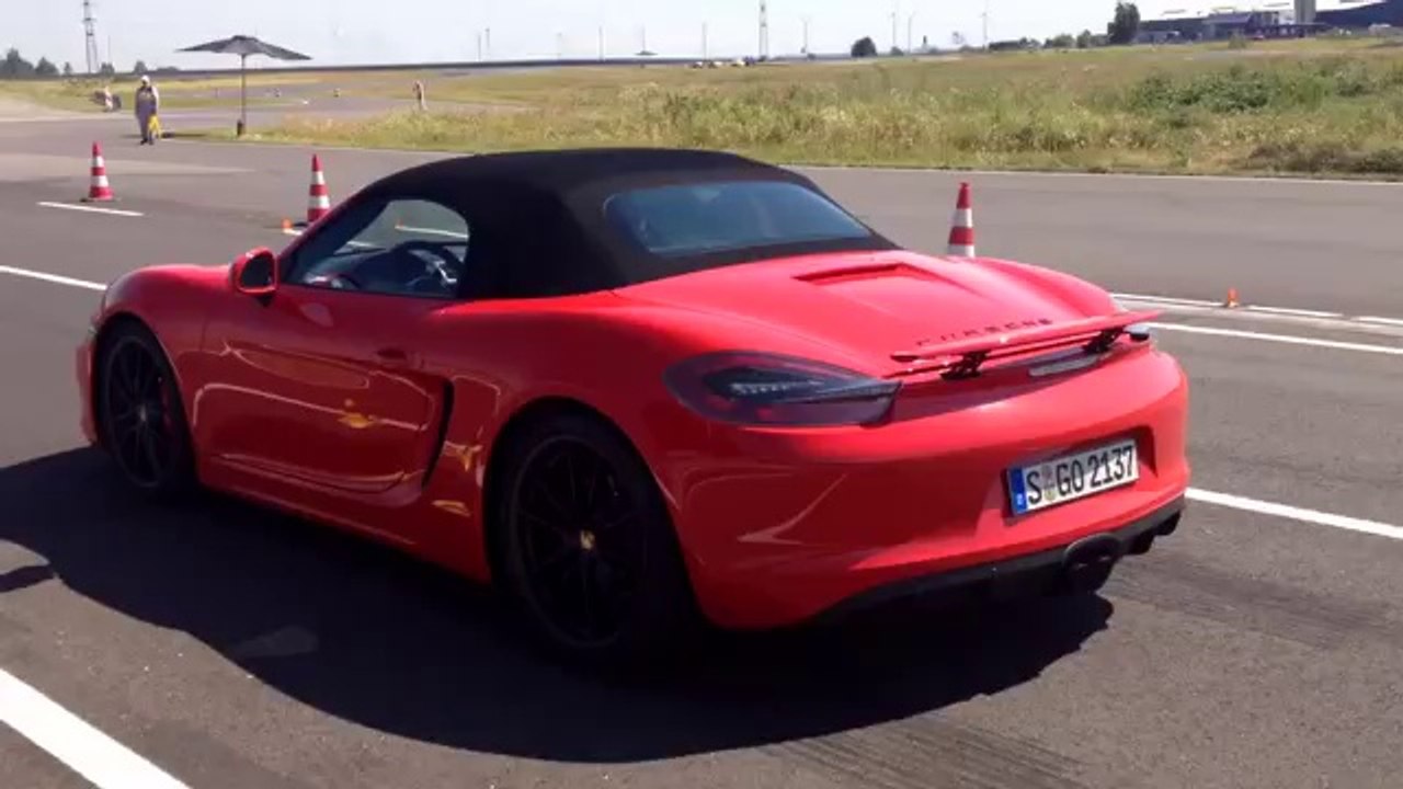 Porsche 911 GT3, 911 Turbo And Cayman GTS kalkışları