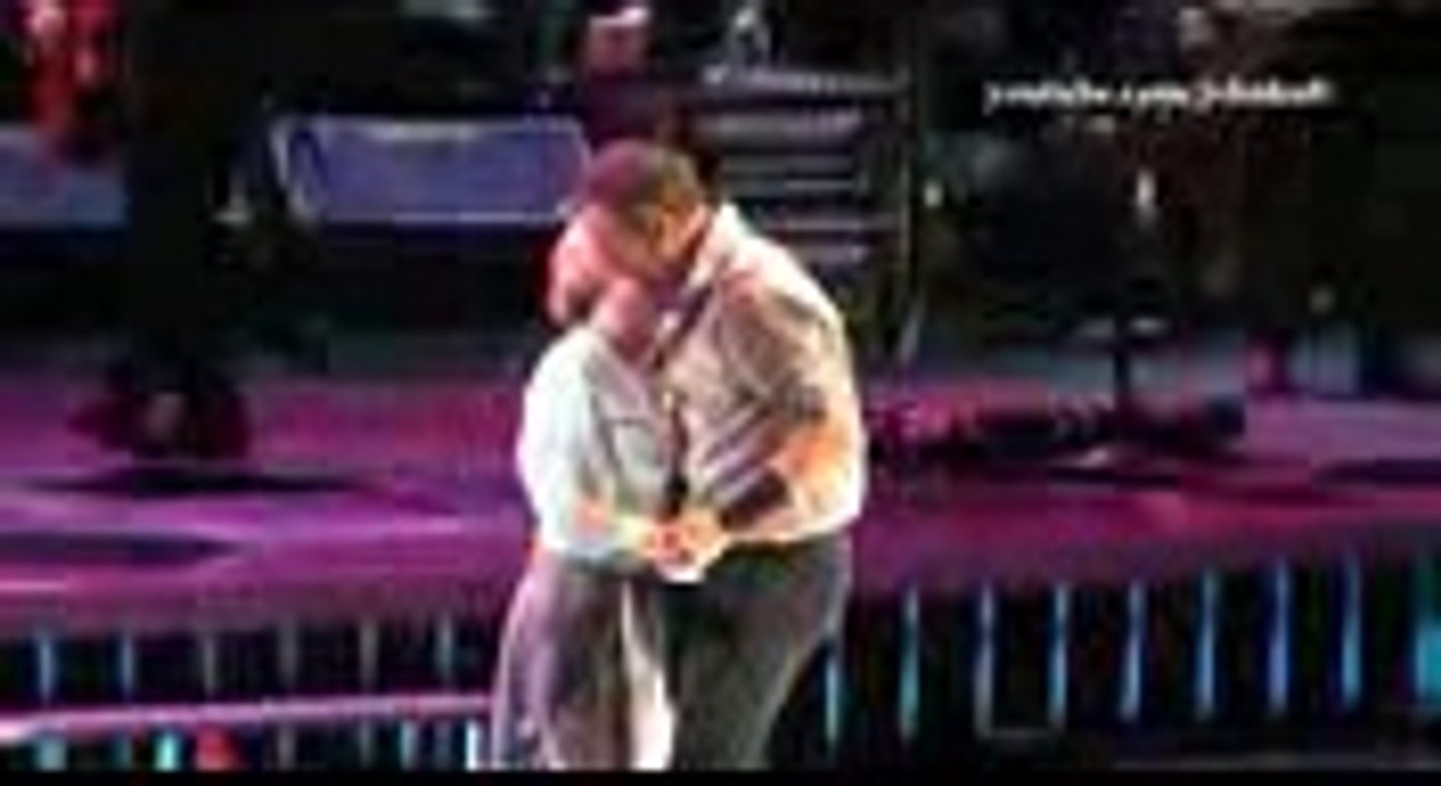 Bruce Springsteen  Save The Last Dance For Me Live Albany 2014 HD Pro recorded audio