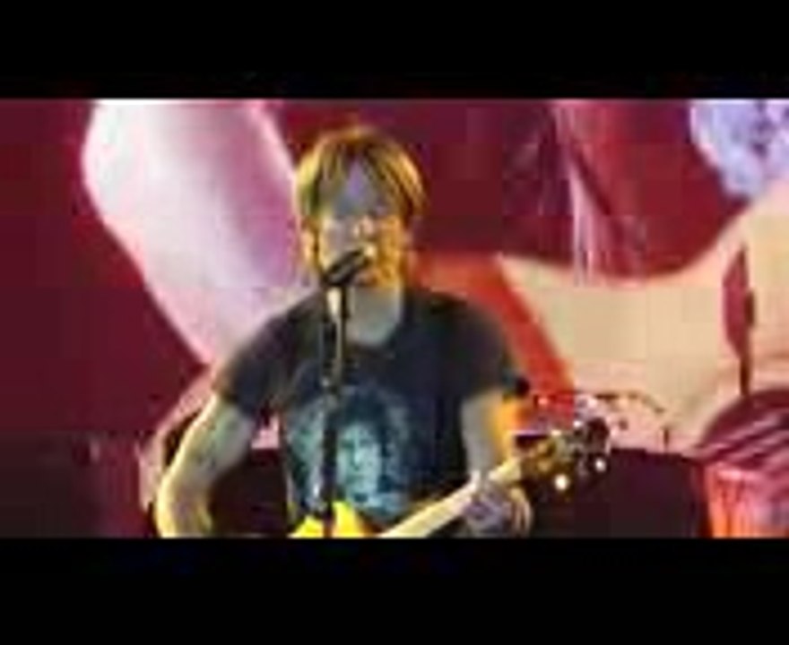 Keith Urban Im On Fire Bruce Springsteen Cover Live  The Borgata Event Center Atlantic City