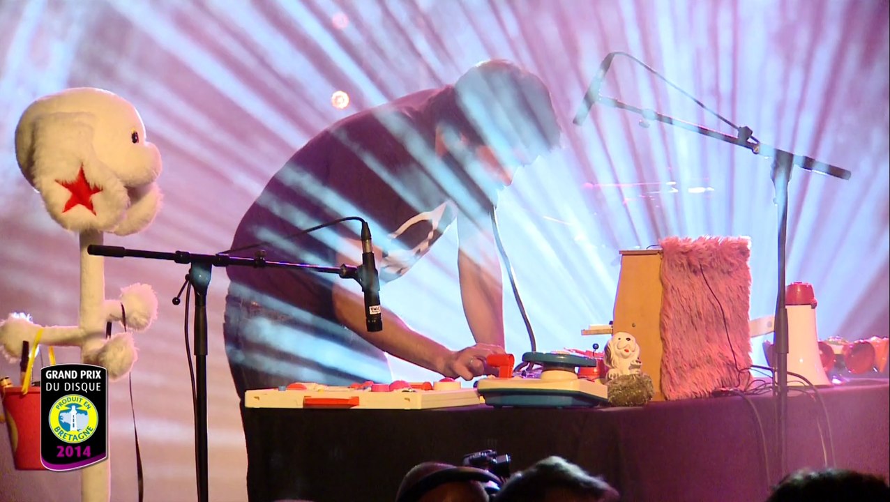 CHAPI CHAPO ORCHESTRA - Live FIL 2014 - Lorient - Un triste jour de fête - août 2014