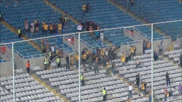 ΑΠΟΕΛ-ΑΕΛ-τέλος αγώνα ΑΕΛ 27-09-2014