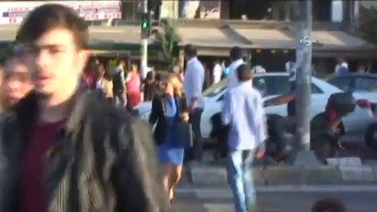 Trafikte Cam Silen Şahıslar Terör Estirdi