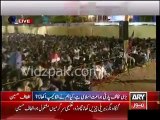ALTAF HUSSAIN ABUSING ARMY WATCH VIDEO