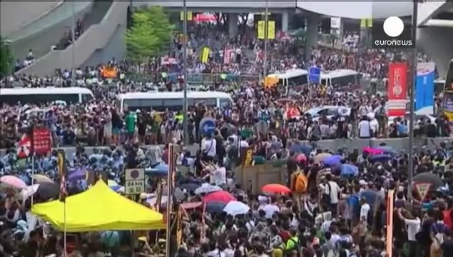 China: Protestos em nome de sufrágio universal em Hong Kong
